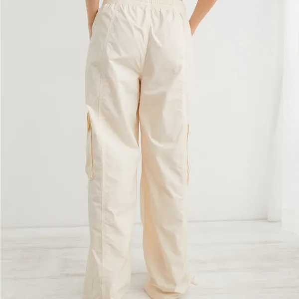 Aerie Cream High Waisted Go-For-It Baggy Cargo Wide Leg Pants Size XS - Image 3