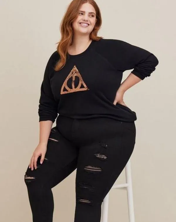Torrid Harry Potter Deathly Hollows Sequin Graphic Raglan Sweatshirt Black 2X - Image 3