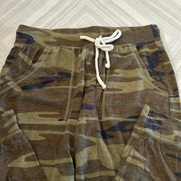 Alternative Earth Camouflage Lightweight Cropped Drawstring Joggers - Image 2