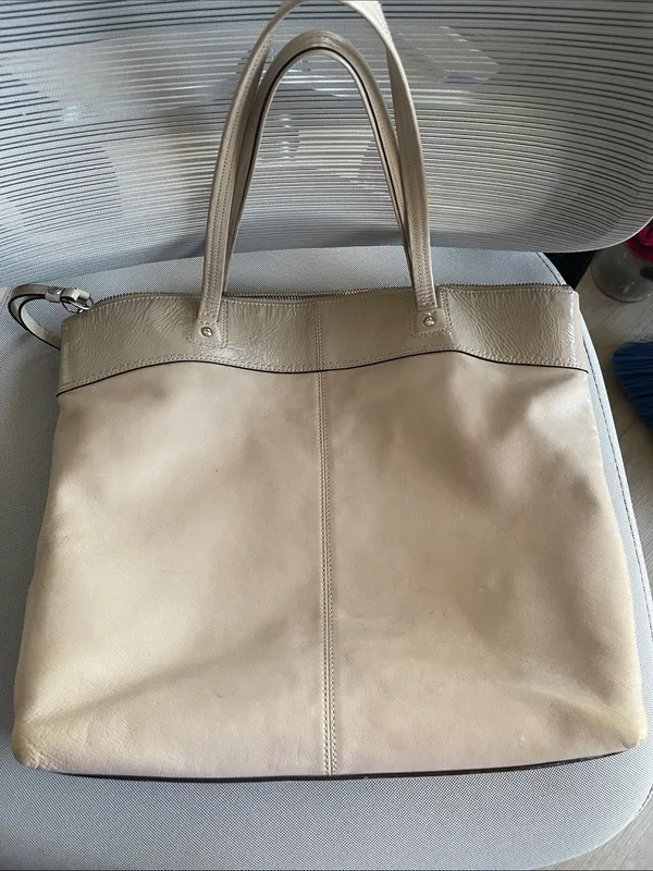 COACH #18336 Laura Beige Sand Leather Large Tote Carryall Shoulder Handbag - Image 4