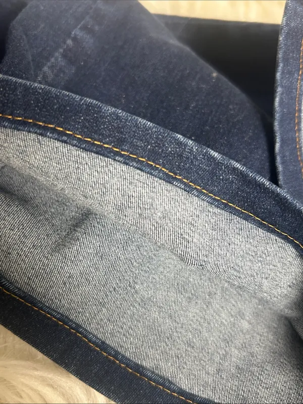 Levi's Jeans Women's Size 31 Slimming Bootcut High Rise Jeans Stretch - Image 11