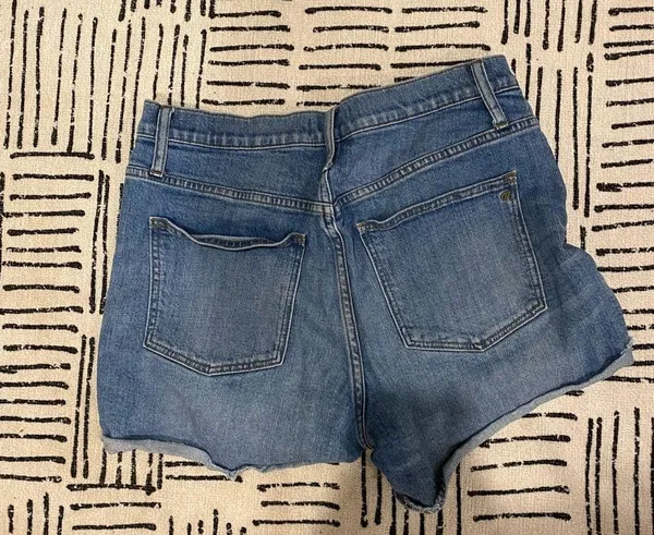 Madewell High Waisted Jean Shorts Cuffed 30 - Image 5