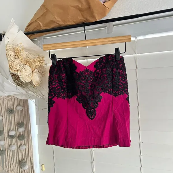 Body Central Baby Cereal Y2K Hot Pink Black Lace Corset Bustier Top Size XL - Image 2