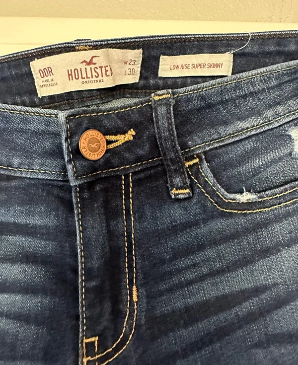Hollister Jeans - Image 2