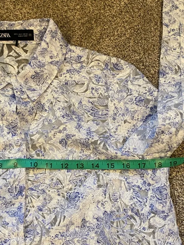 ZARA Blue White Floral Devoré Sheer Long Sleeve Button Up Shirt Size S - Image 5