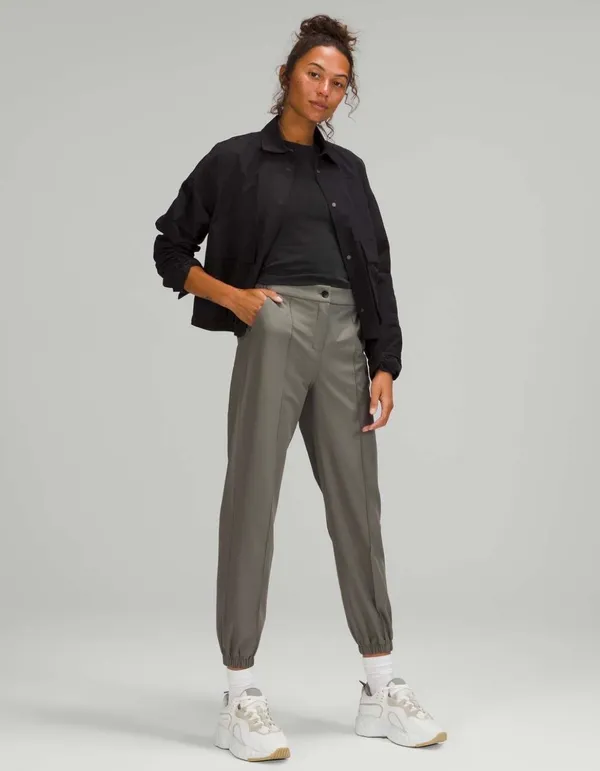 Lululemon Warpstreme High-Rise 7/8 Jogger Grey Sage 29 - Image 4