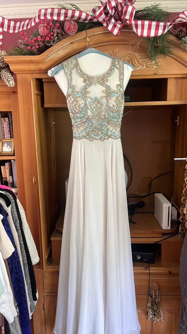 Sherri Hill White Beaded Maxi Dress - Image 7
