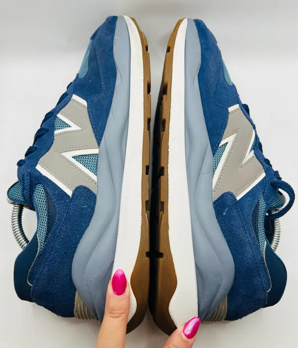 New Balance 5740 Blue Gray Suede Mesh Chunky Dad Sneakers Casual Retro Mens 9.5D - Image 7