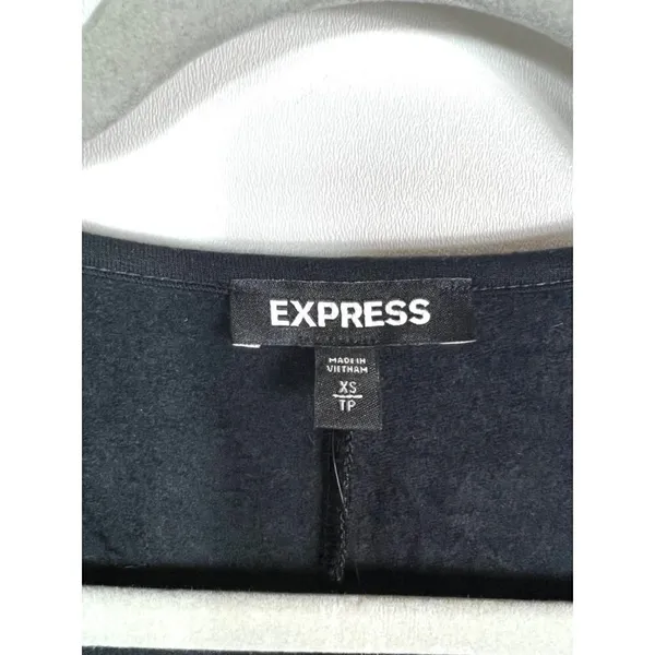 Express black low cut sweater NWT‎ - Image 4
