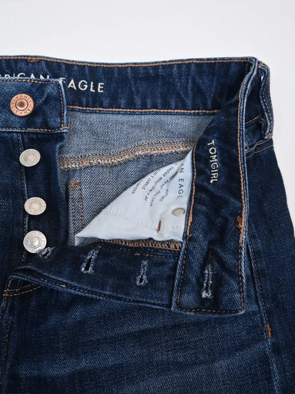 American Eagle Women's 4 Tomgirl Dark Wash Jean - Image 8