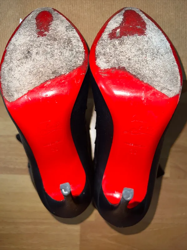 French Tutu Button Black Leather Booties Size 36, US 6, USED - Image 9