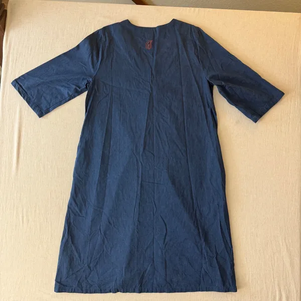 Go Softly Patio Boho Dress Womens Medium Blue Chambray Embroidered with Pockets - Image 3