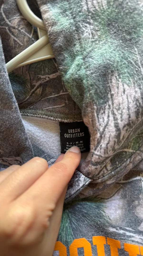 Urban Outfitters Hoodie - Image 3