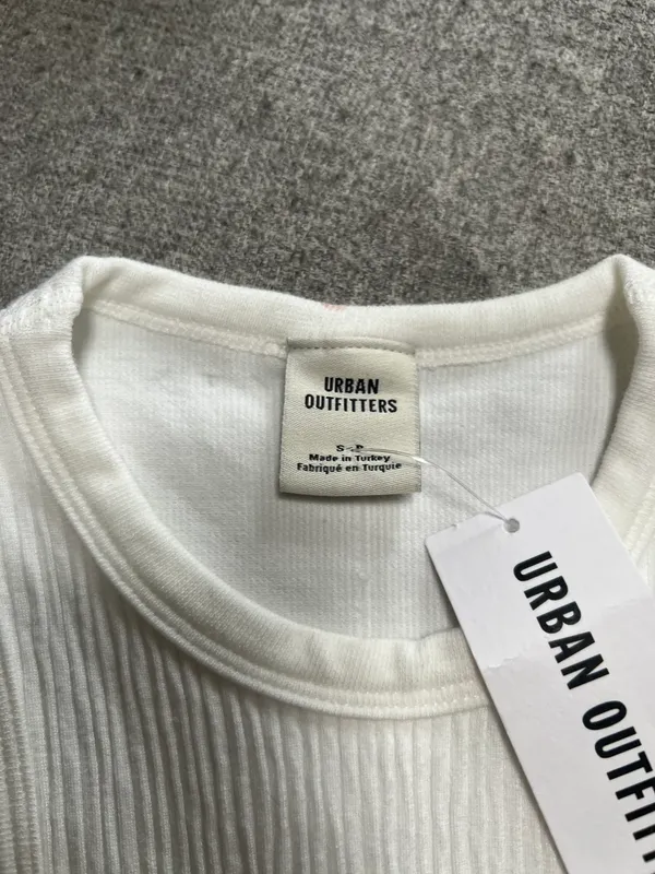 Urban Outfitters Outfitter Crop Top - Image 5