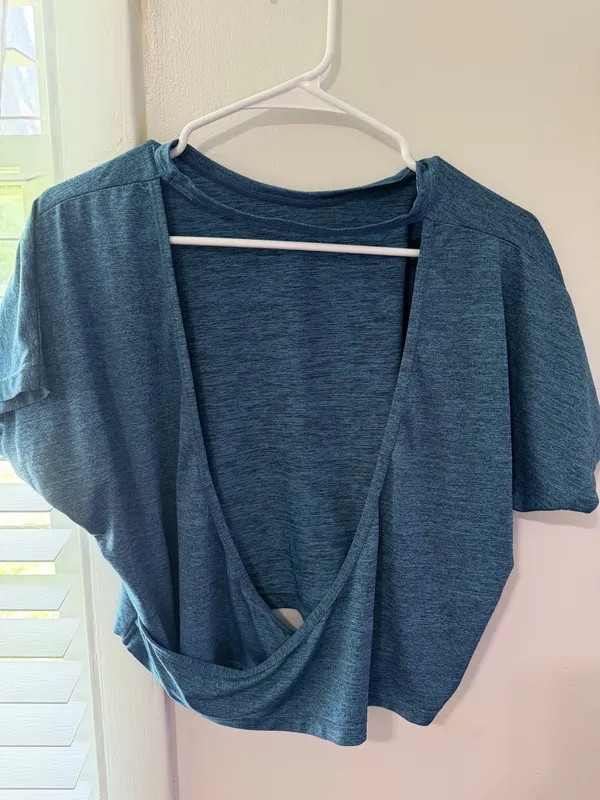 Backless Batwing Sleeve Sport Tee Blue - Image 4