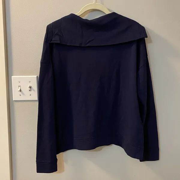 NWT bobi Los Angeles soft boxy cropped sweatshirt w/ sailor collar. Navy. Small - Image 4