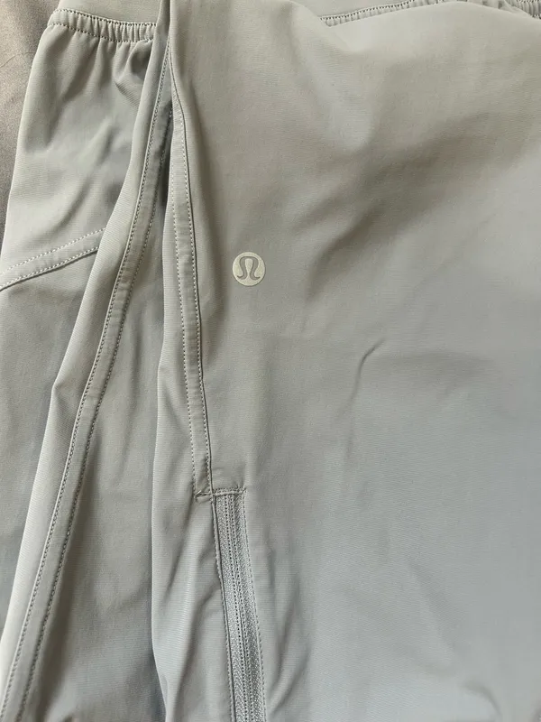 Lululemon joggers - Image 4
