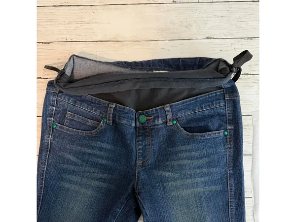 Women's Size Medium Maternity Jeans Slim Fit Dark Wash Casual - Image 6