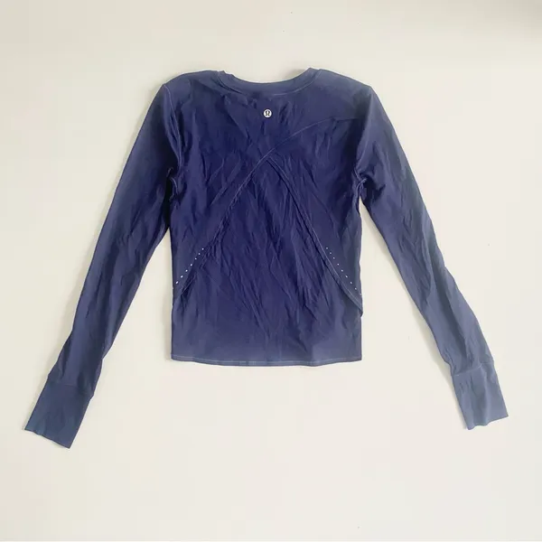 Lululemon Sunaway Runaway Blue tee - Image 3