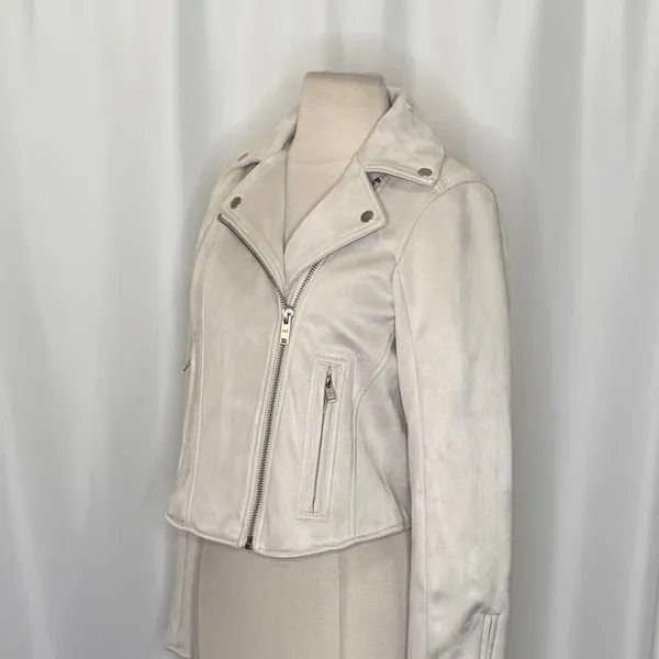 NWT!! ABERCROMBIE & FITCH Vegan Suede Moto Jacket Vegan Cropped Pale Gray Medium - Image 6