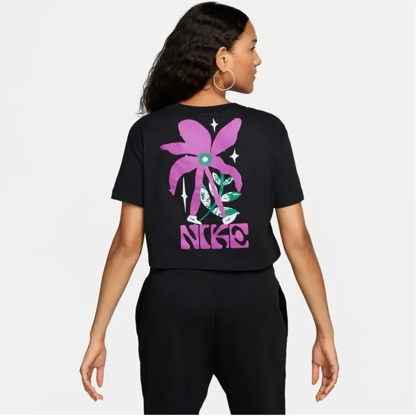 Nike Crop T-shirt Loose Fit Sz M - Image 8