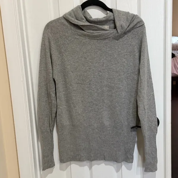 Reiss Light Gray Cowl Neck Sweater Wool/Cashmere blend XS - Image 2