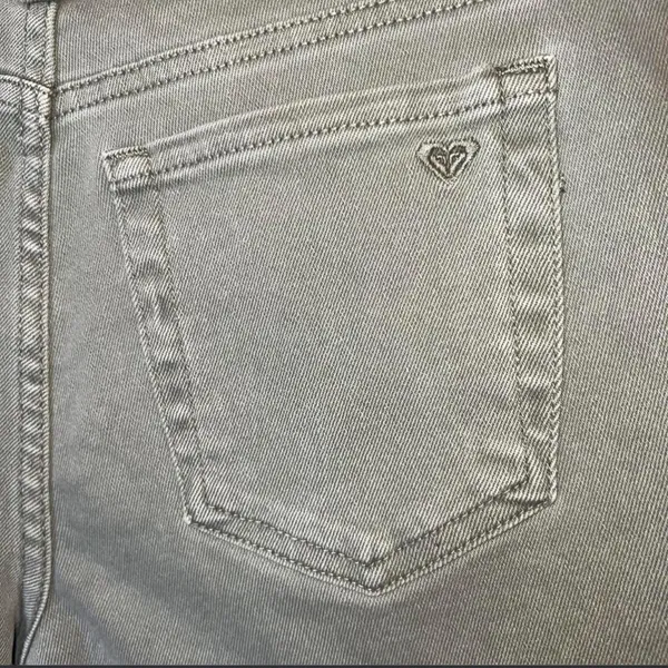 Roxy Sage Green Denim‎ Cutoff Shorts NWT Size 5 Raw Hem | NWT - Image 4