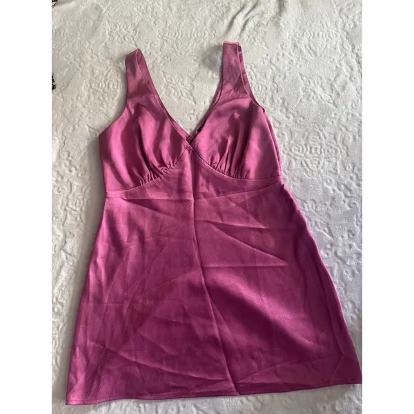 Nasty Gal Satin V Neck Ruched Bust Mini Dress SIZE 10 - Image 3