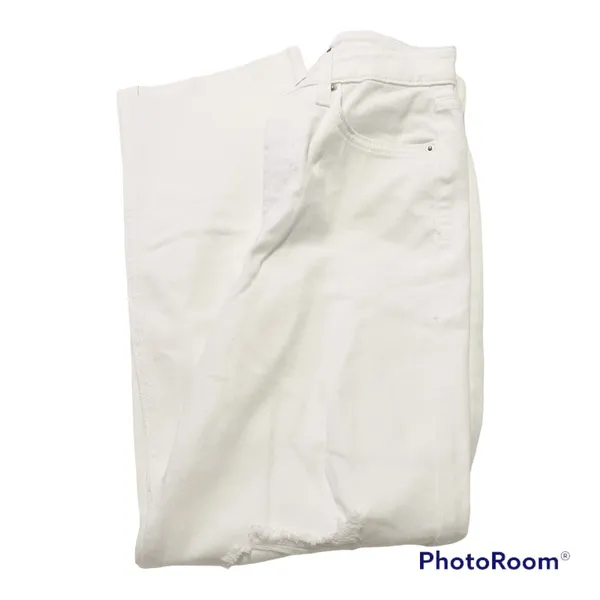 Wild Fable NWT  Highest Rise Distressed Straight White Jeans - Image 2