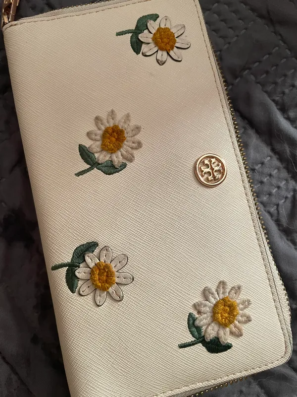 ROBINSON EMBROIDERED  Wallet - Image 3
