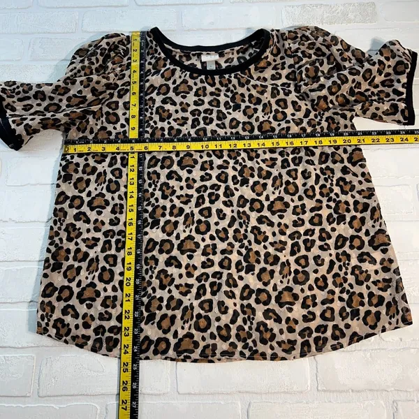 A New Day Top Womens Large Leopard Animal Print‎ Short Sleeve Sheer Blouse L - Image 2