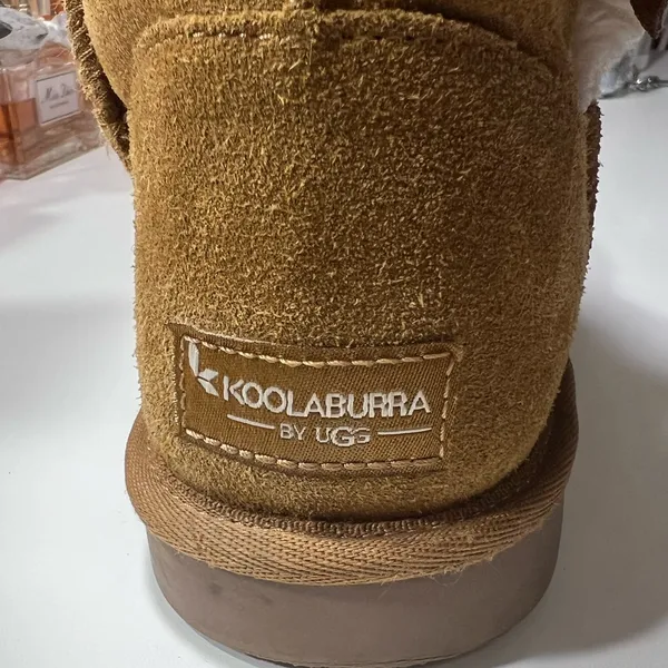 Ugg | Koolaburra By Ugg | Womens Victoria Short Fur Boot | Size 5 - Image 9