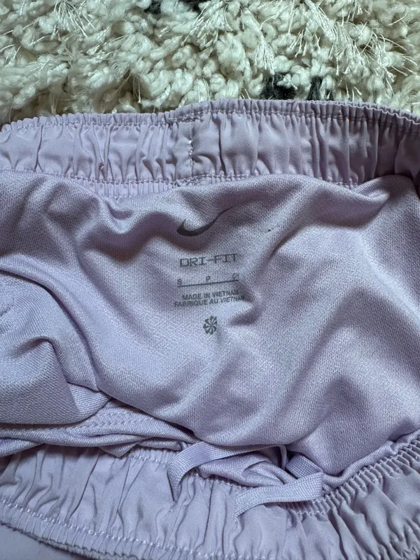 Nike Dri-Fit Women’s Shorts lavender/pink - Image 2