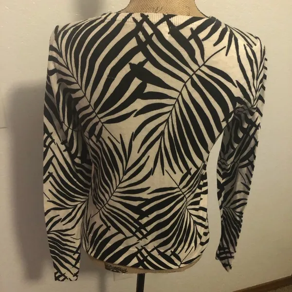 Old Navy Women’s Tropical Cardigan, Size S/P - Image 5