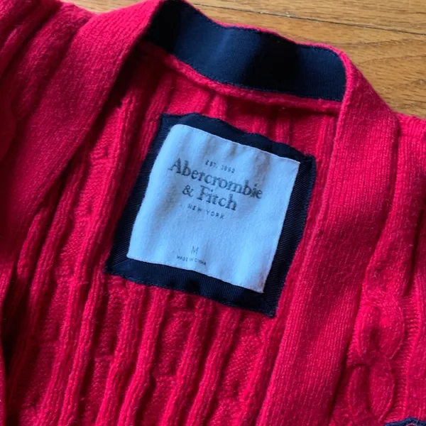 Abercrombie and Fitch cardigan size M - Image 4