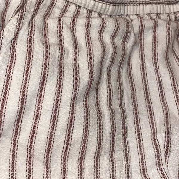 ✨ Old Navy Mid Rise Linen Blend Cropped Pants✨ - Image 3
