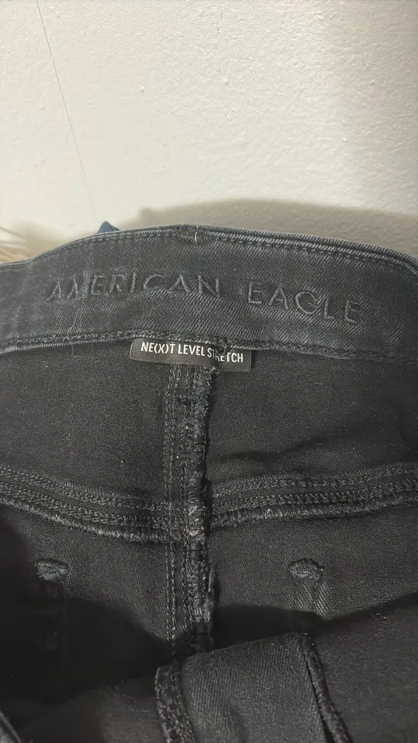 American Eagle Jeans - Image 4