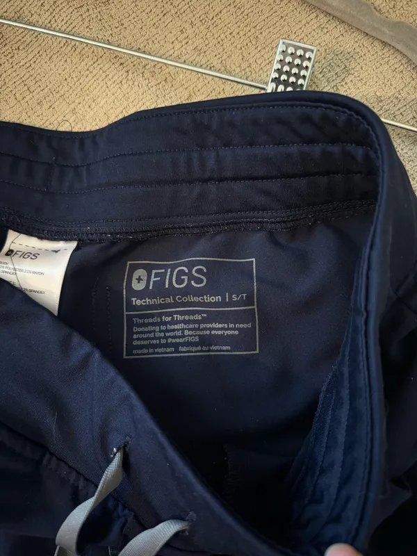 FIGS High-Waisted Zamora Scrub Pants - Image 3