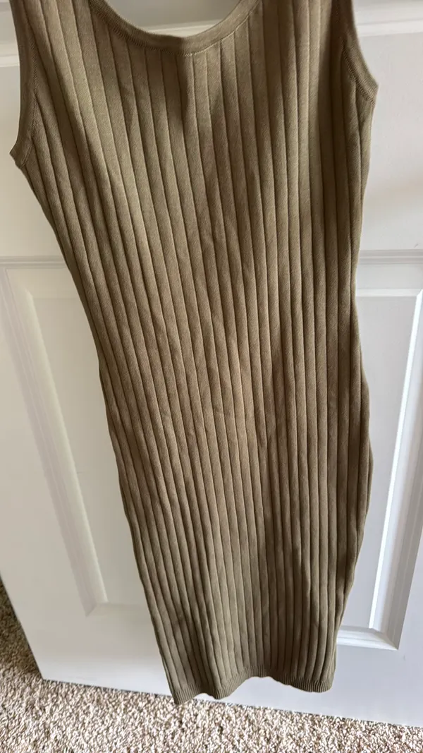 Army green midi dress Size L - Image 3