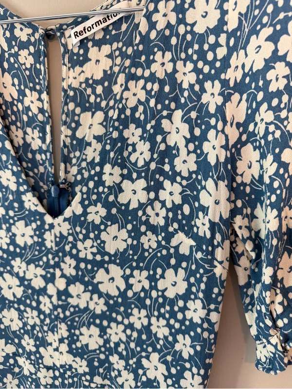 Reformation Nantes Midi Dress Blue Floral Mari Print 4 - Image 5