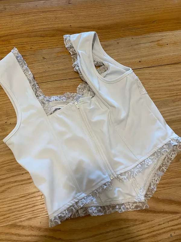 Edikted White Top Crop - Image 3