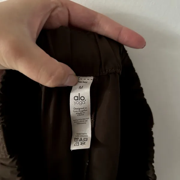 Alo Yoga Dark Brown It Girl Cargo Utility Athletic Jogger Pants Size M - Image 5