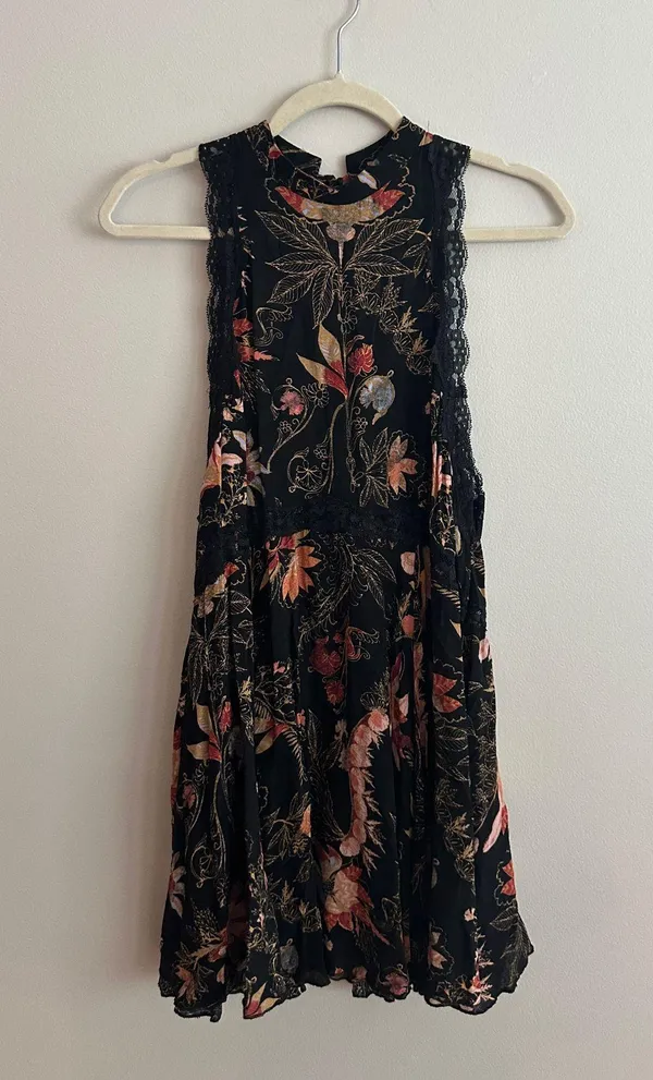 Free People She Moves Slip Dress Black Floral Lace - Image 7