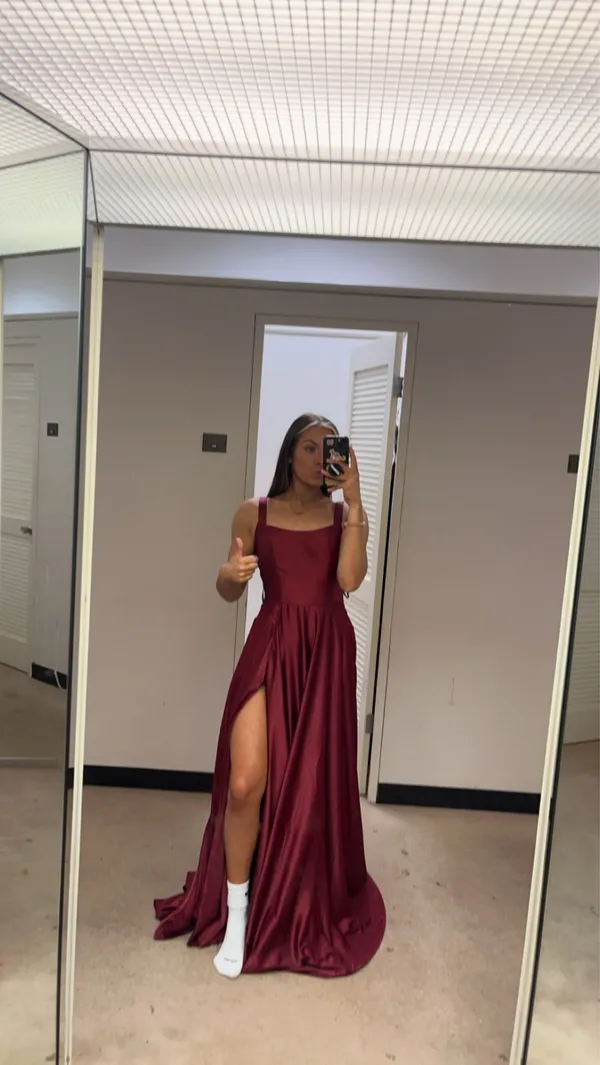 Slit Maroon Dress Red Size 4 - Image 5