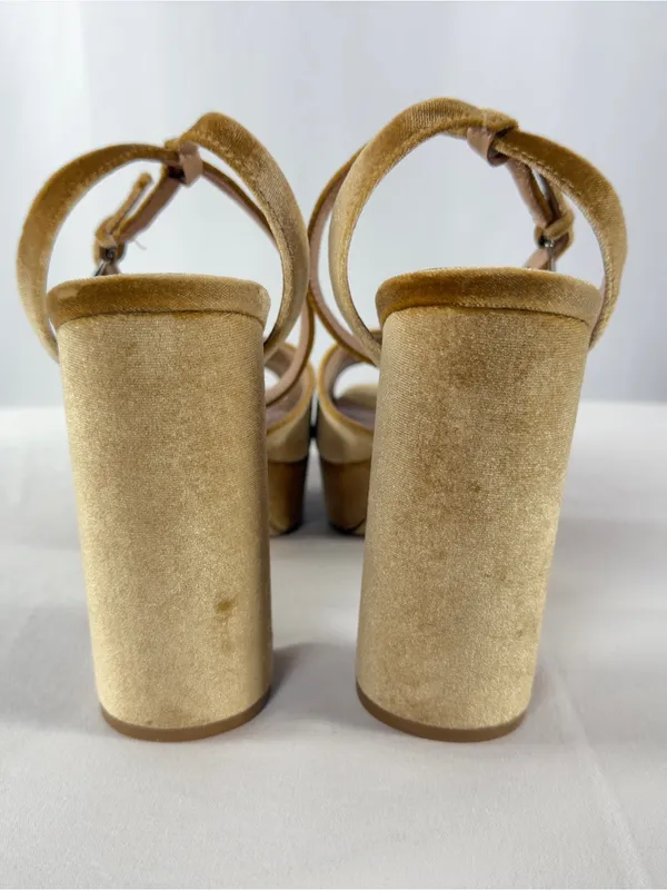 Steve Madden Lourdes Velvet‎ Platform Sandals in Gold Size 9.5 - Image 5