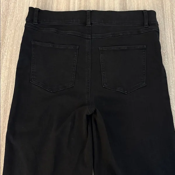 Spanx Cropped Flare Raw Hem Black Denim Jeans Size Large - Image 7