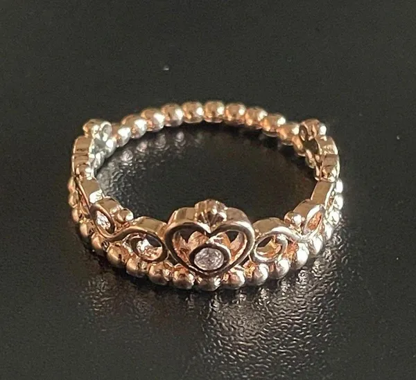 Rose Gold Heart Crown Ring Size 8 - Image 2