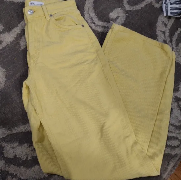 Zara yellow flare wide leg corduroy pants - Image 5