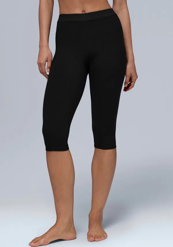 Alo 90s Iconic Yoga Alosoft High-Waisted Capri - Image 2