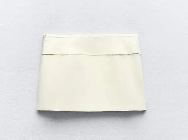 NWT light yellow belted mini skirt. Size XL - Image 4